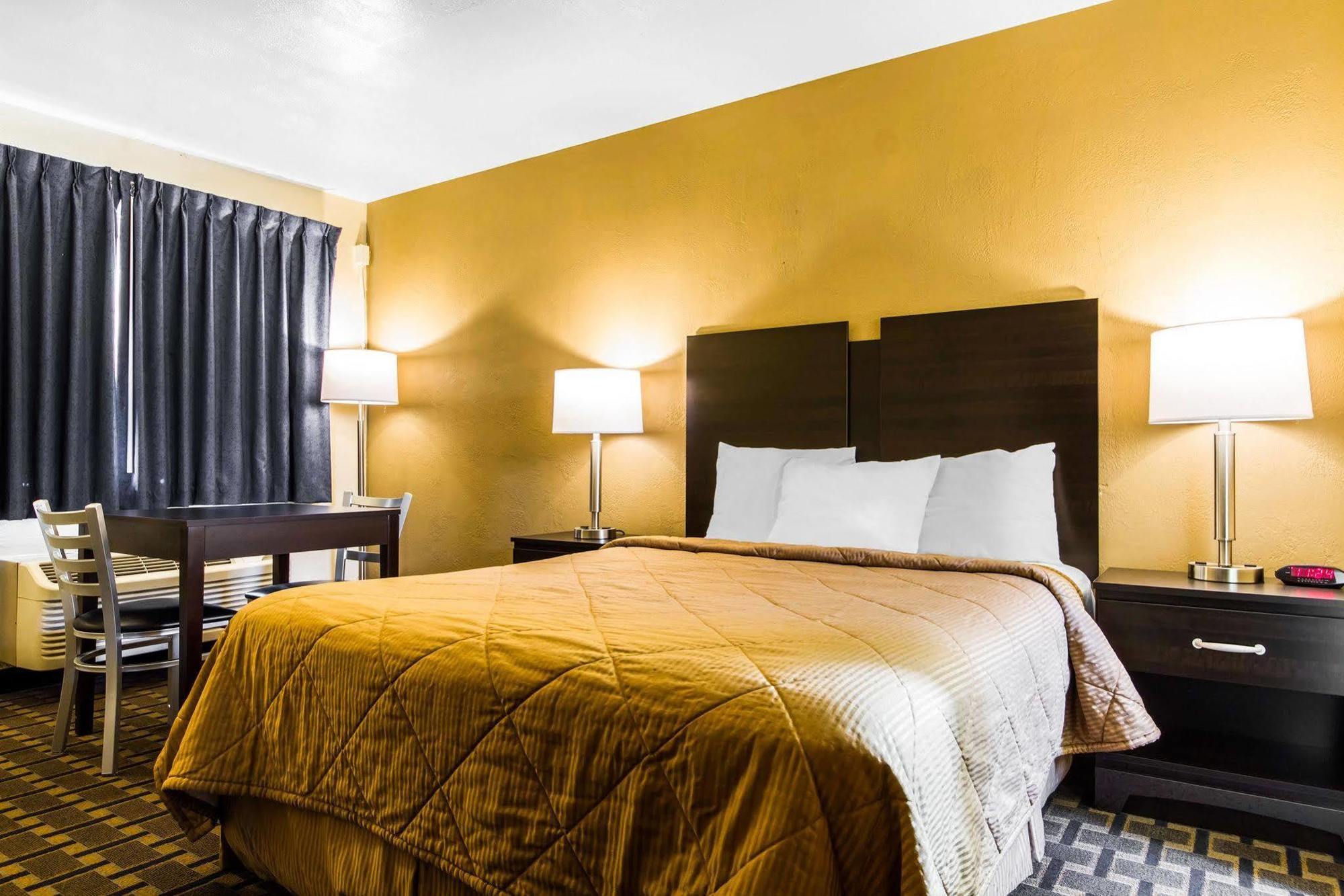 Econo Lodge Sacramento Convention Center Eksteriør billede